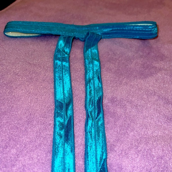 NWT Blue shimmer Leg Wraps - Picture 4 of 6